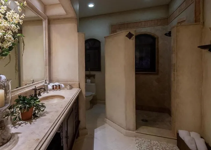 Stunning 6bd Pedregal Maria Villa